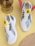Whie Sneaker shoes